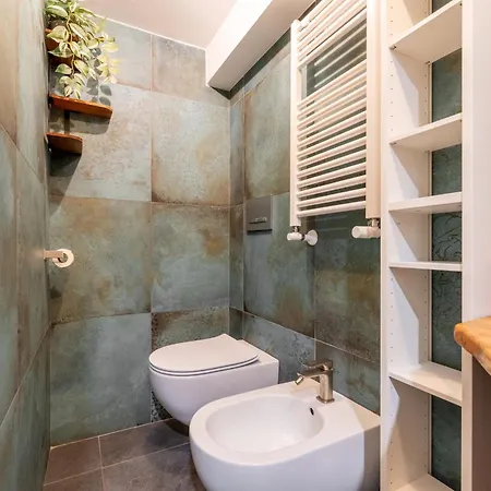 Suede Loft Retreat, Charm, Relax Private Parking